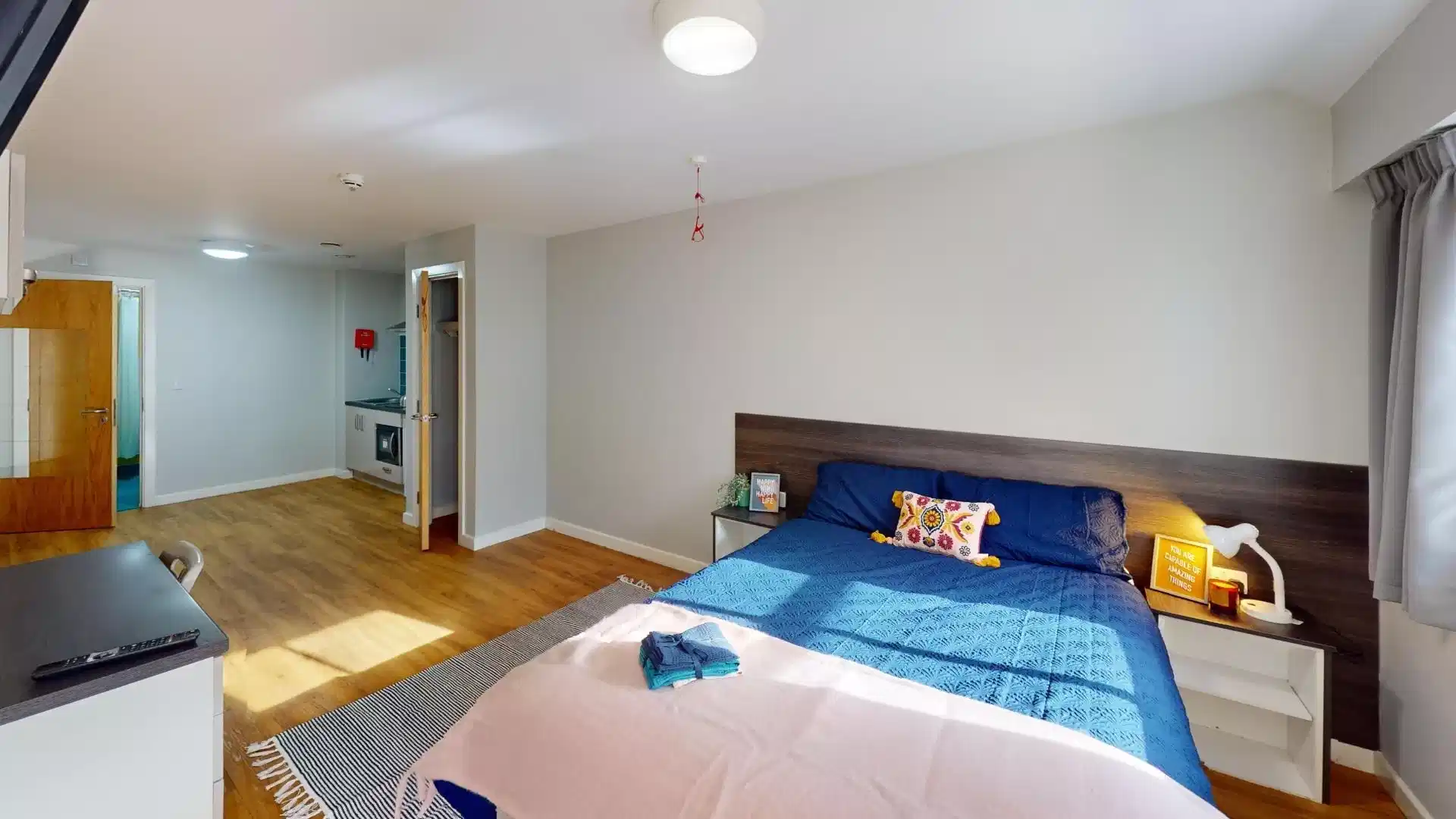 Avalon Court, Nottingham - Nottingham, England, United Kingdom - Deluxe Studio - Bedroom