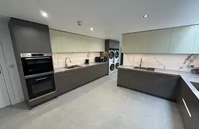 Sky Point Two, Nottingham - Nottingham, England, United Kingdom - Kitchen
