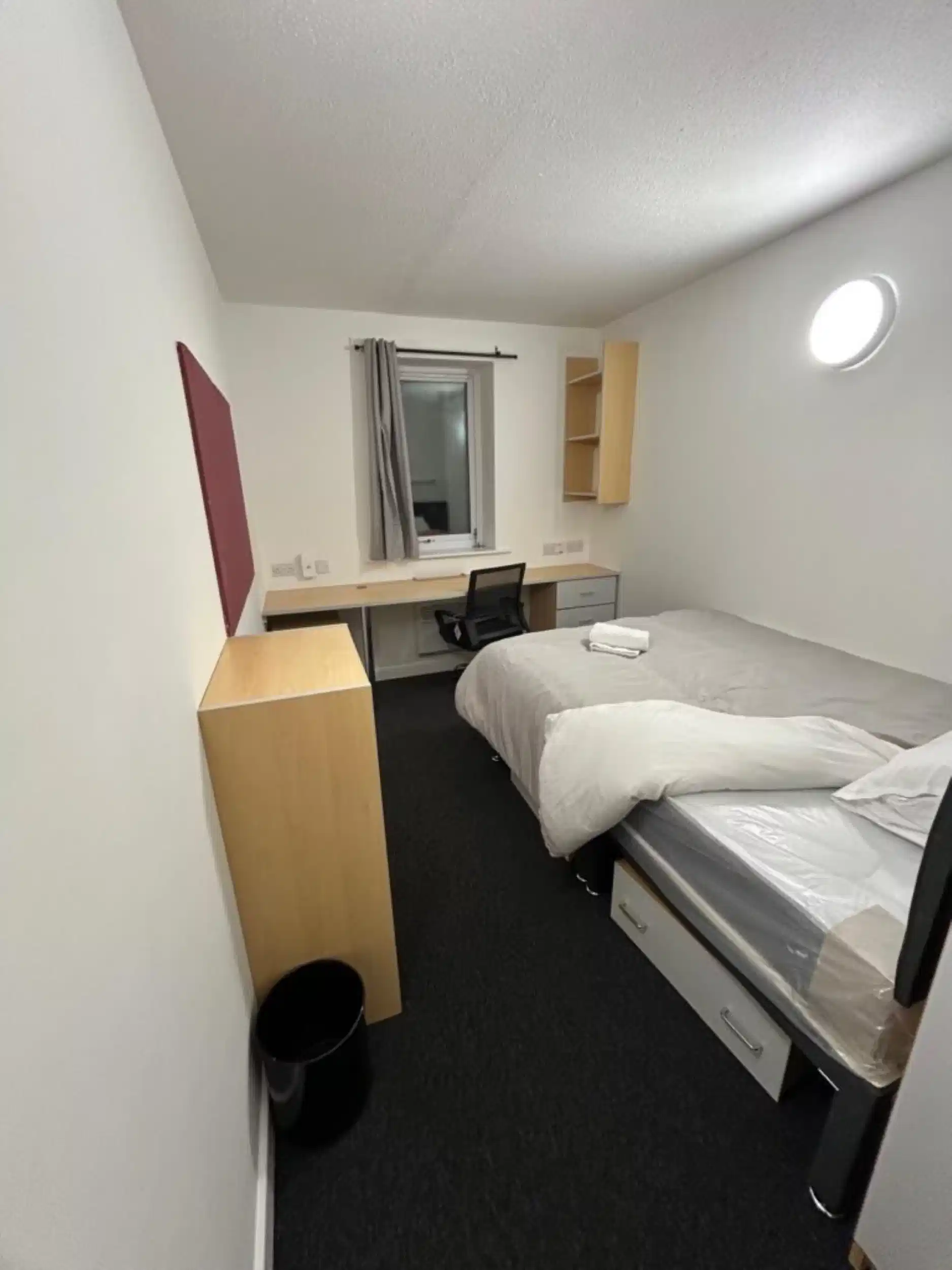 Horton Co-Living, Bradford  - Bradford, England, United Kingdom - Ground Floor Deluxe Plus En-Suite - Bedroom
