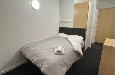Horton Co-Living, Bradford - Bradford, England, United Kingdom - Ground Floor Deluxe En-Suite - Bedroom