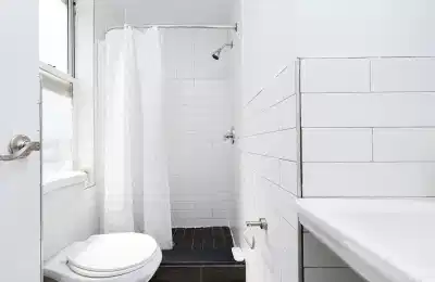 W 141st St, New York - New York City, New York, United States - Bathroom