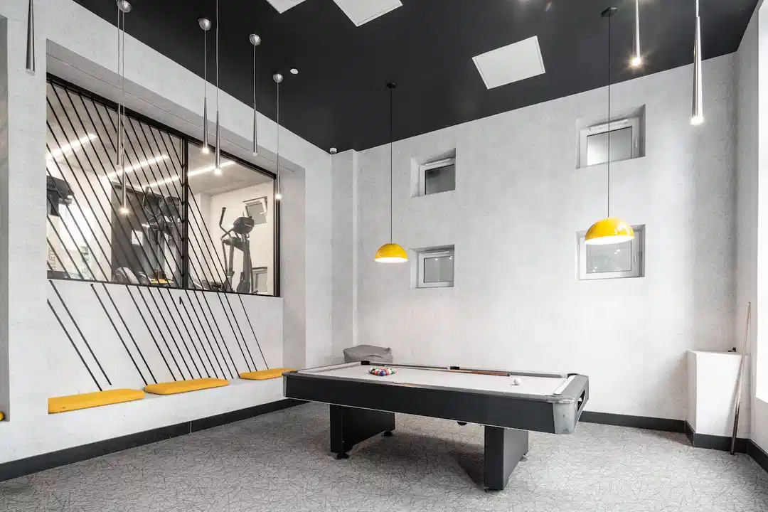 832 Lexington Ave, Brooklyn - New York City, New York, United States - Amenities