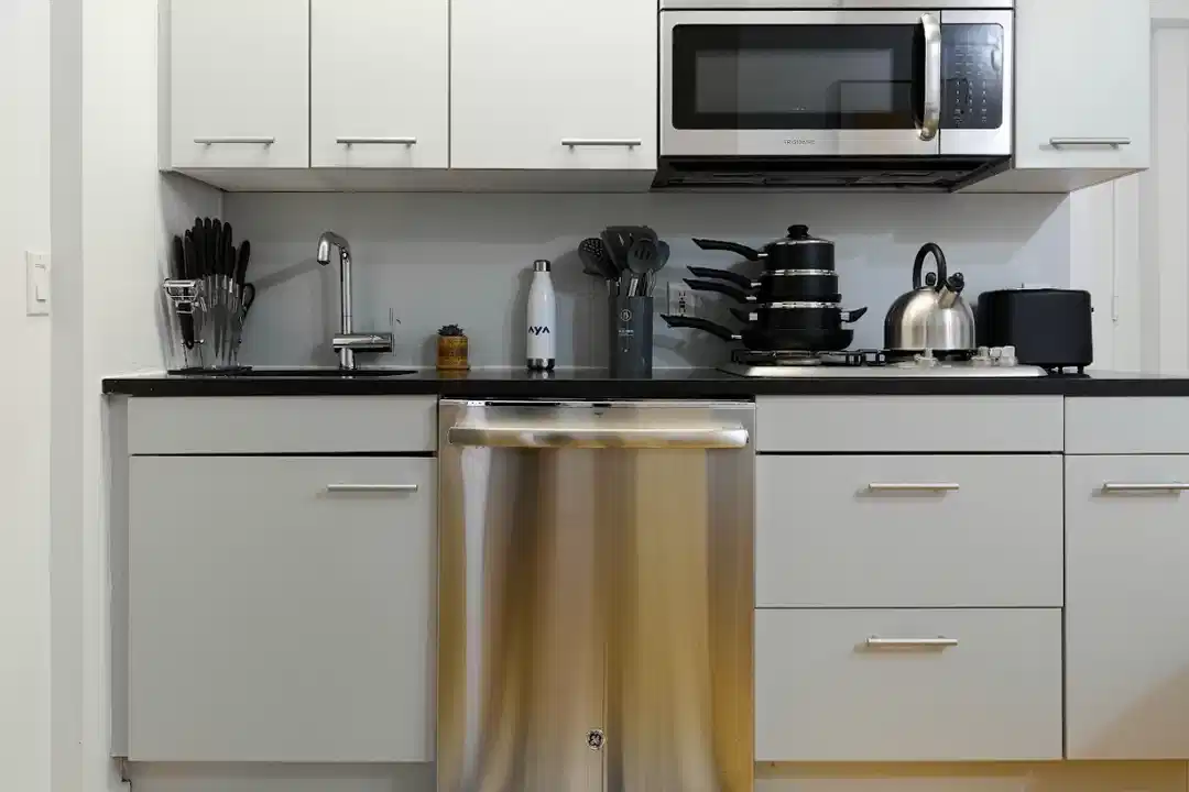 43 Avenue C, New York - New York City, New York, United States - Kitchen