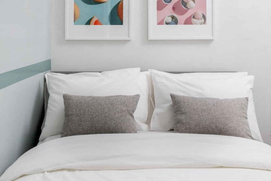 Common Area?w=400&h=260&fit=crop&q=40&auto=format&trim=auto