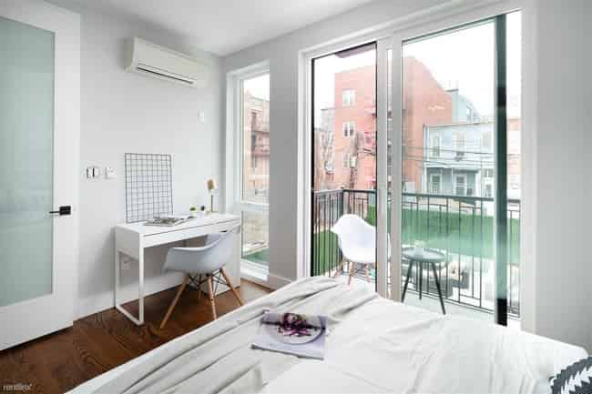 Common Area?w=400&h=260&fit=crop&q=40&auto=format&trim=auto