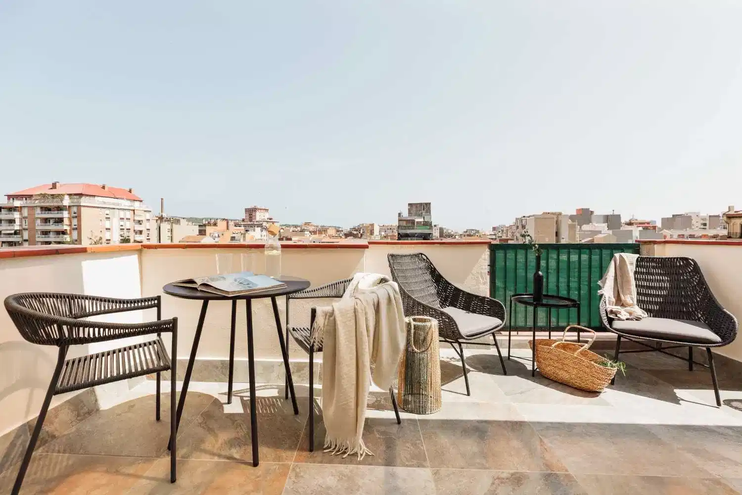 Uko 08014, Barcelona - Barcelona, Spain - Exterior