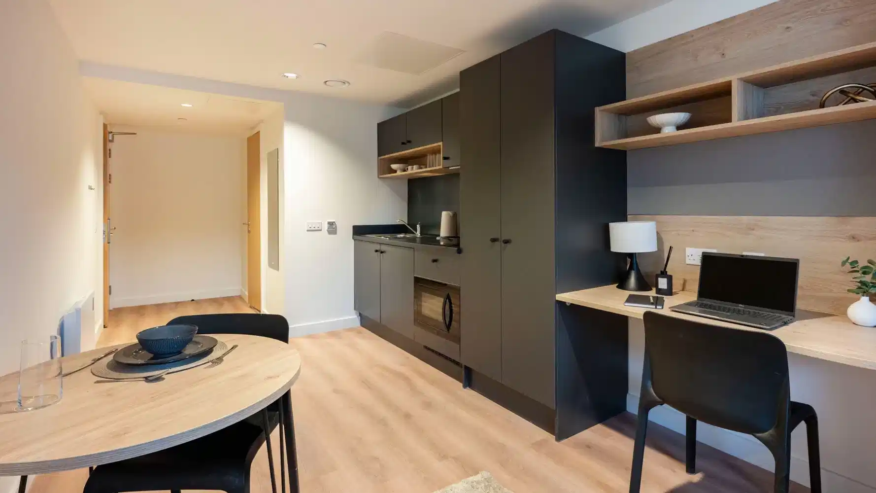Straits Place, Edinburgh image 10
