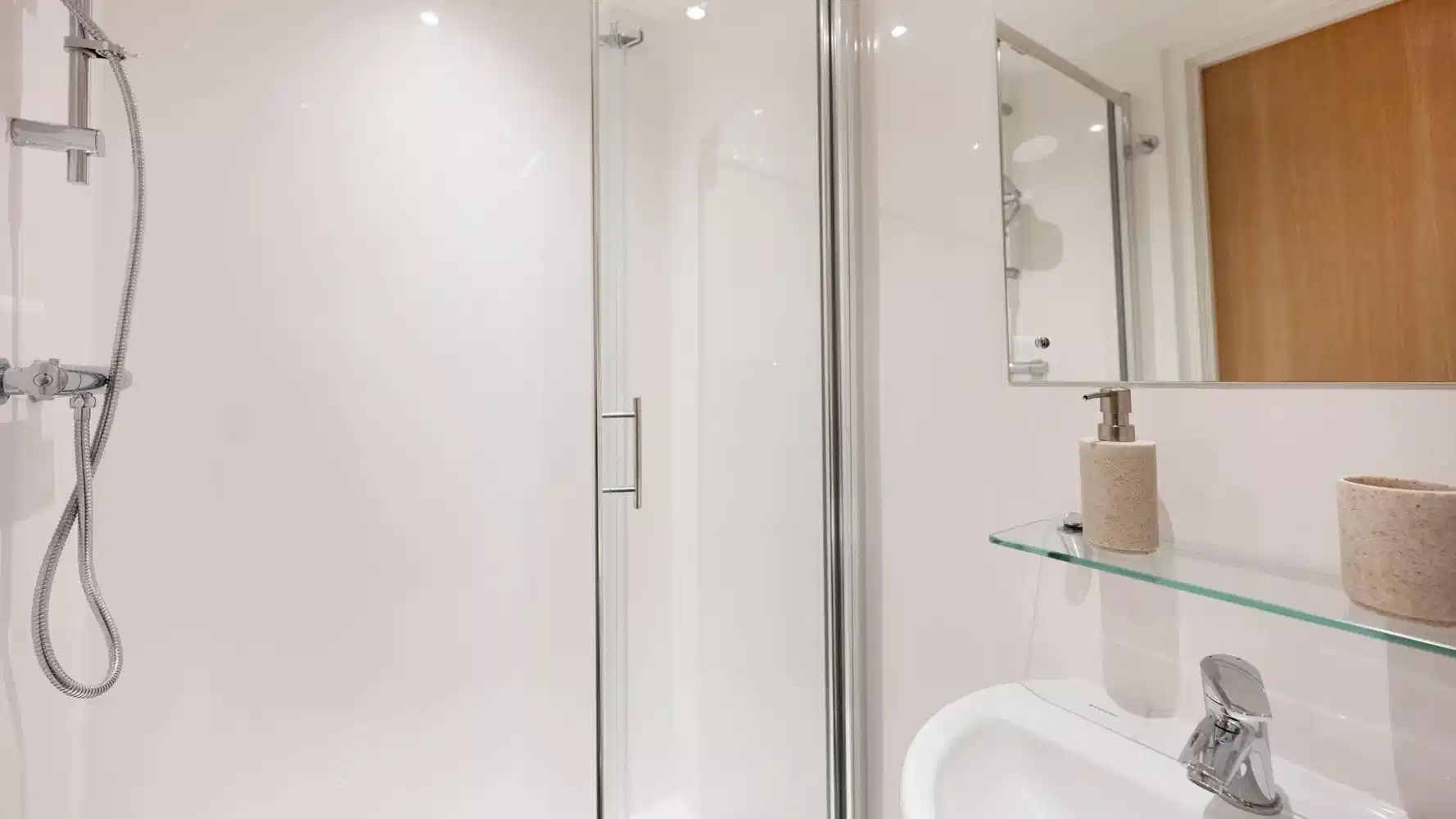 Straits Place, Edinburgh view 6
