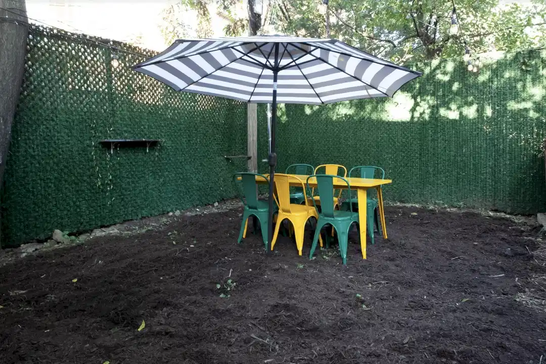 155 Meserole St, Brooklyn - New York City, New York, United States - Exterior