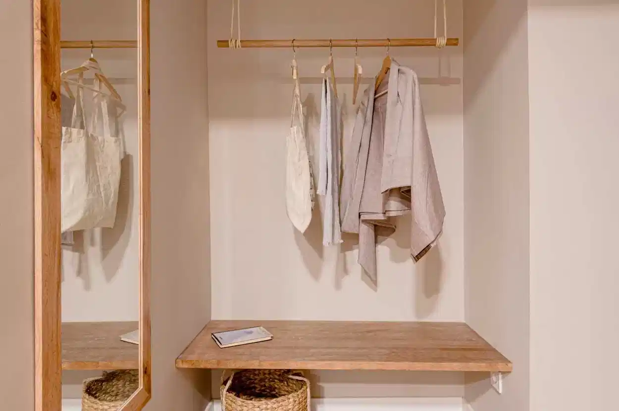 Common Area?w=400&h=260&fit=crop&q=40&auto=format&trim=auto