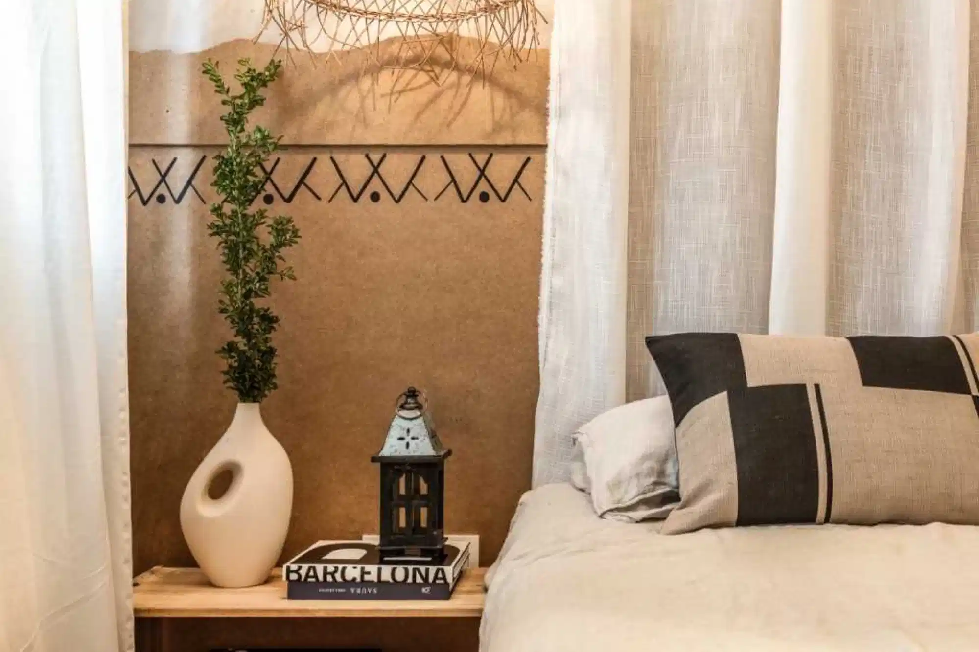 4 Bedrooms 3 Bathroom - Bedroom?w=400&h=260&fit=crop&q=40&auto=format&trim=auto