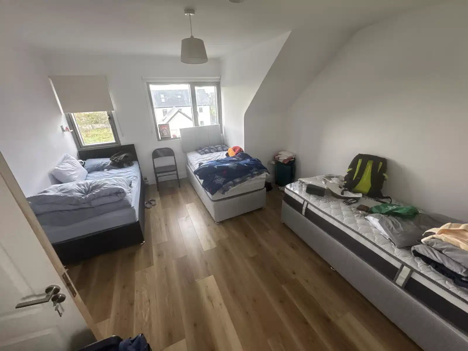 Room in a 5 Bedroom Apartment, 4 Linn Bheag, Rahoon Rd, Galway H91 084F 2