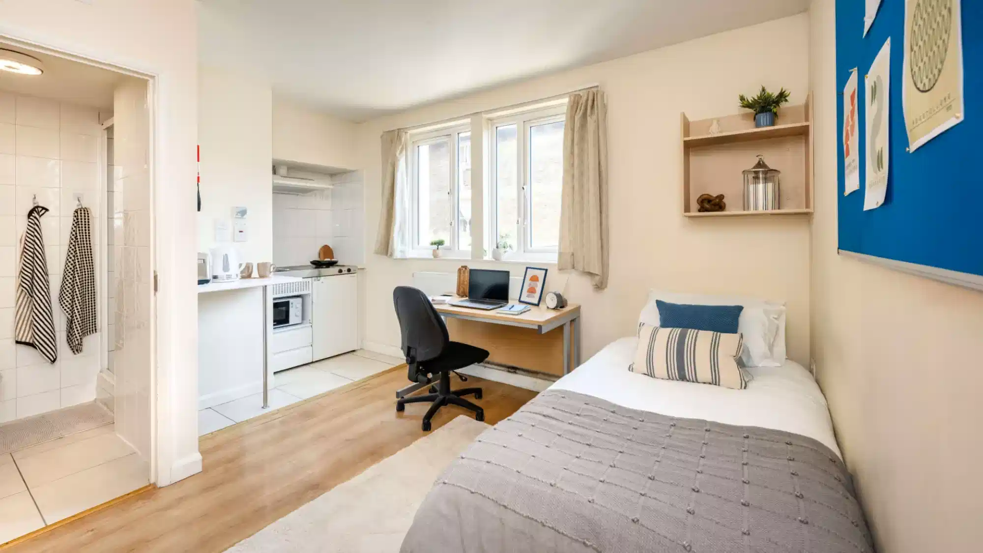 Brooke Hall, London image 30