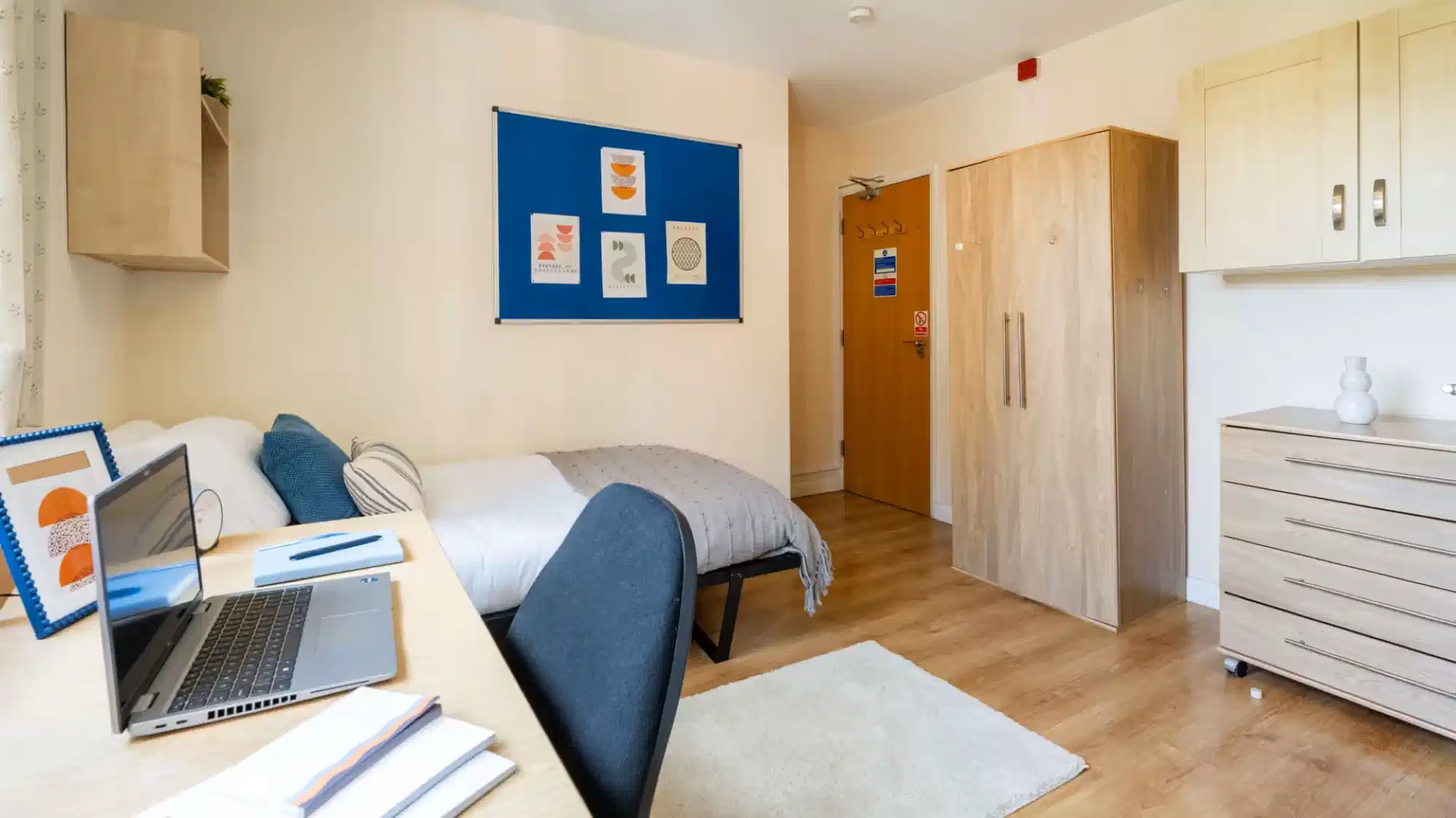 Brooke Hall, London image 34