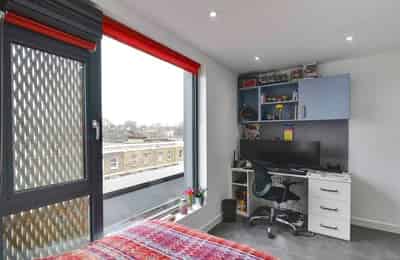 LST New Cross, London - London, England, United Kingdom - Amenities