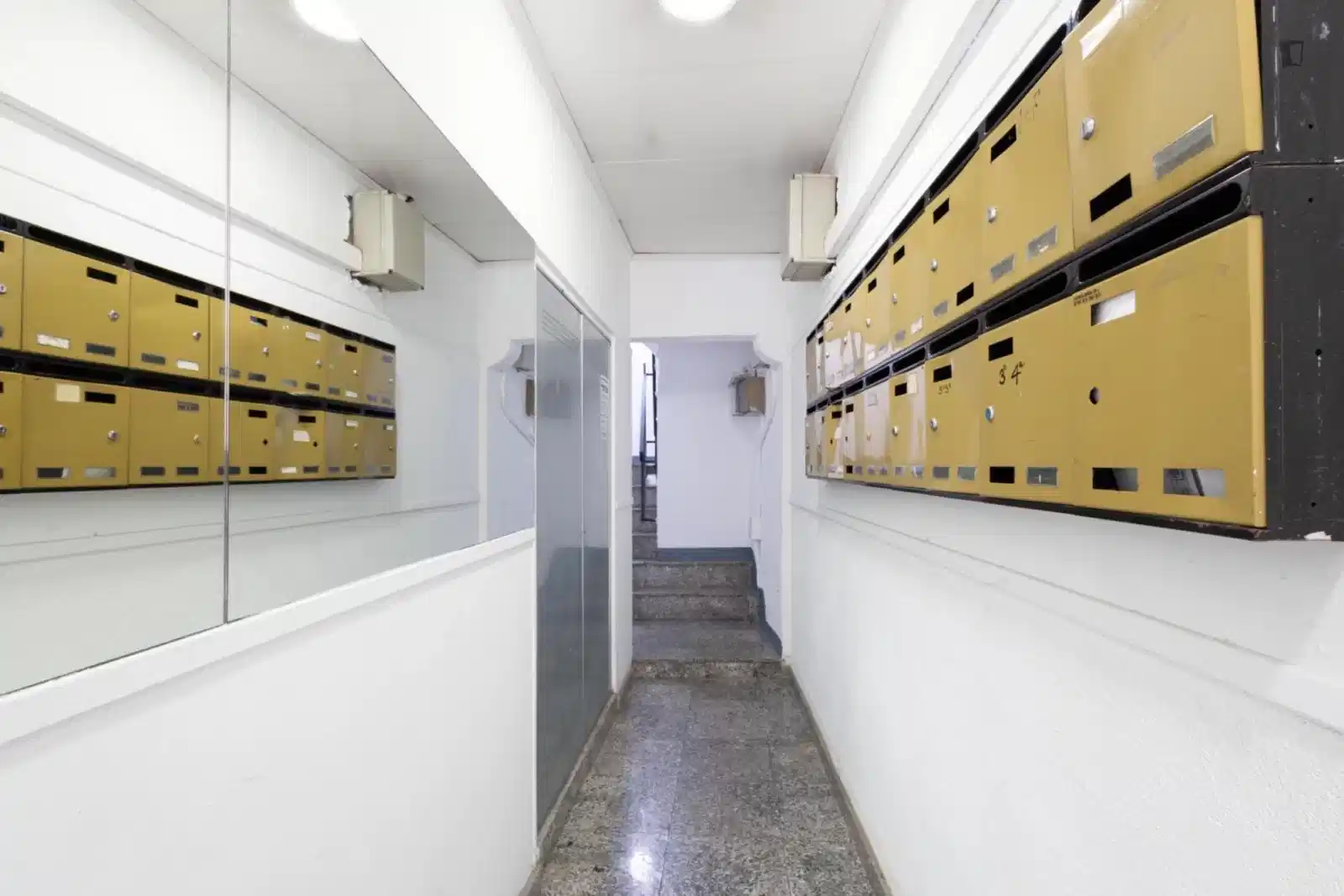 UNP 08001, Barcelona - Barcelona, Spain - Amenities