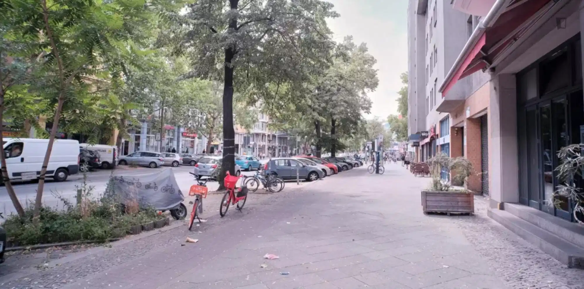 UNP 10785, Berlin - Berlin, Germany - Exterior