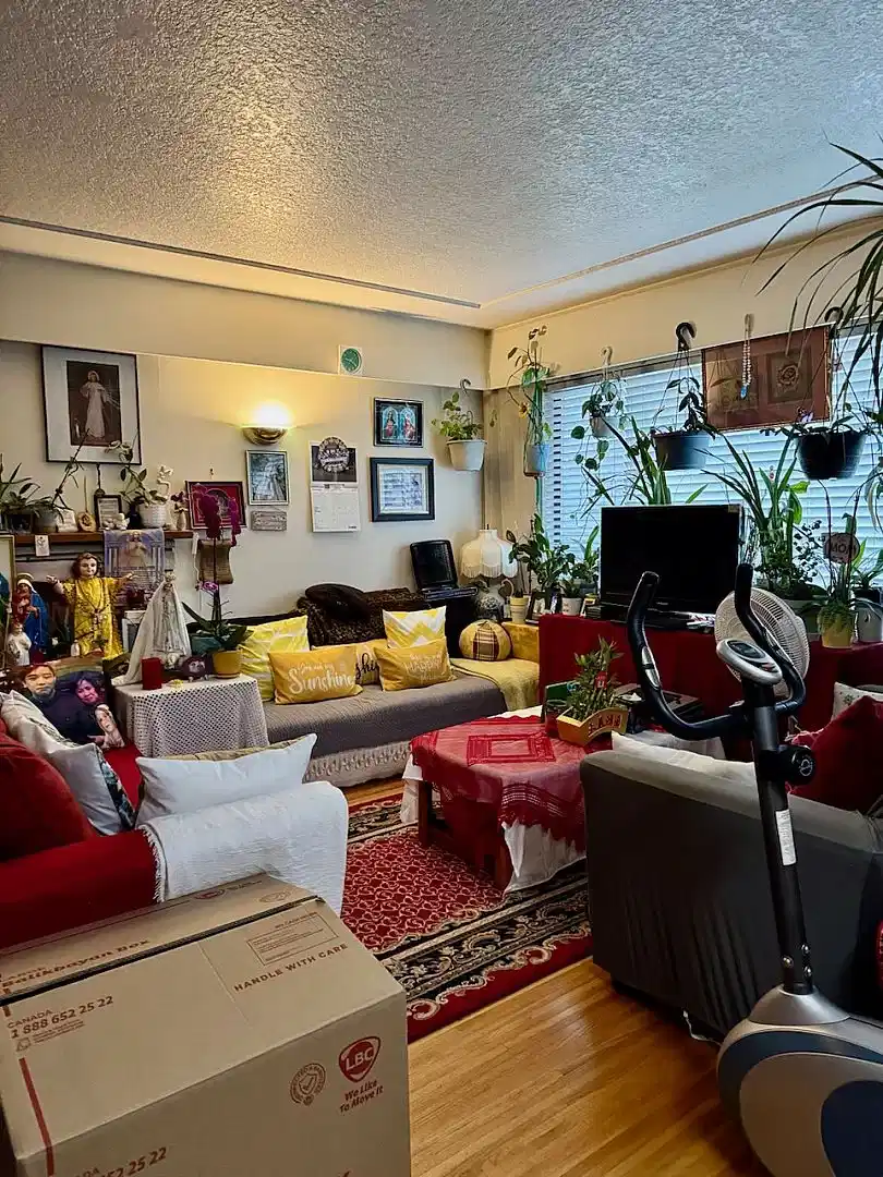 Common Area?w=400&h=260&fit=crop&q=40&auto=format&trim=auto