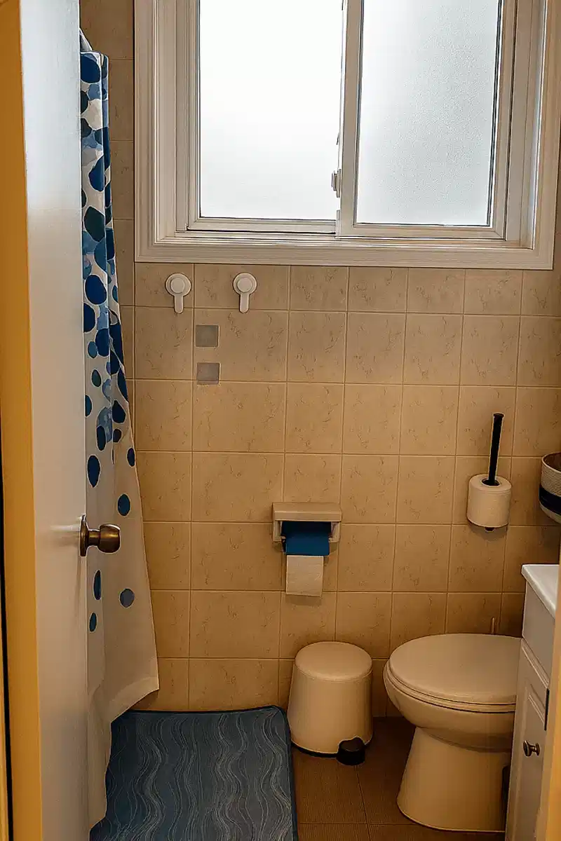 Common Area?w=400&h=260&fit=crop&q=40&auto=format&trim=auto