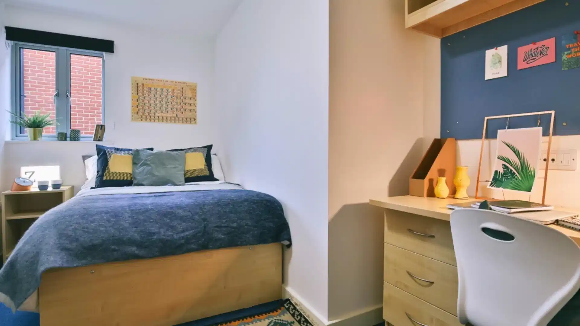 Pavilion Court, Canterbury - Canterbury, England, United Kingdom - Classic 2 Bed - Shared Bathroom - Apartment - Room