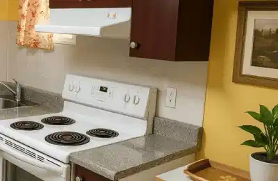 SPR M1R1T2, Toronto - Toronto, Ontario, Canada - Kitchen