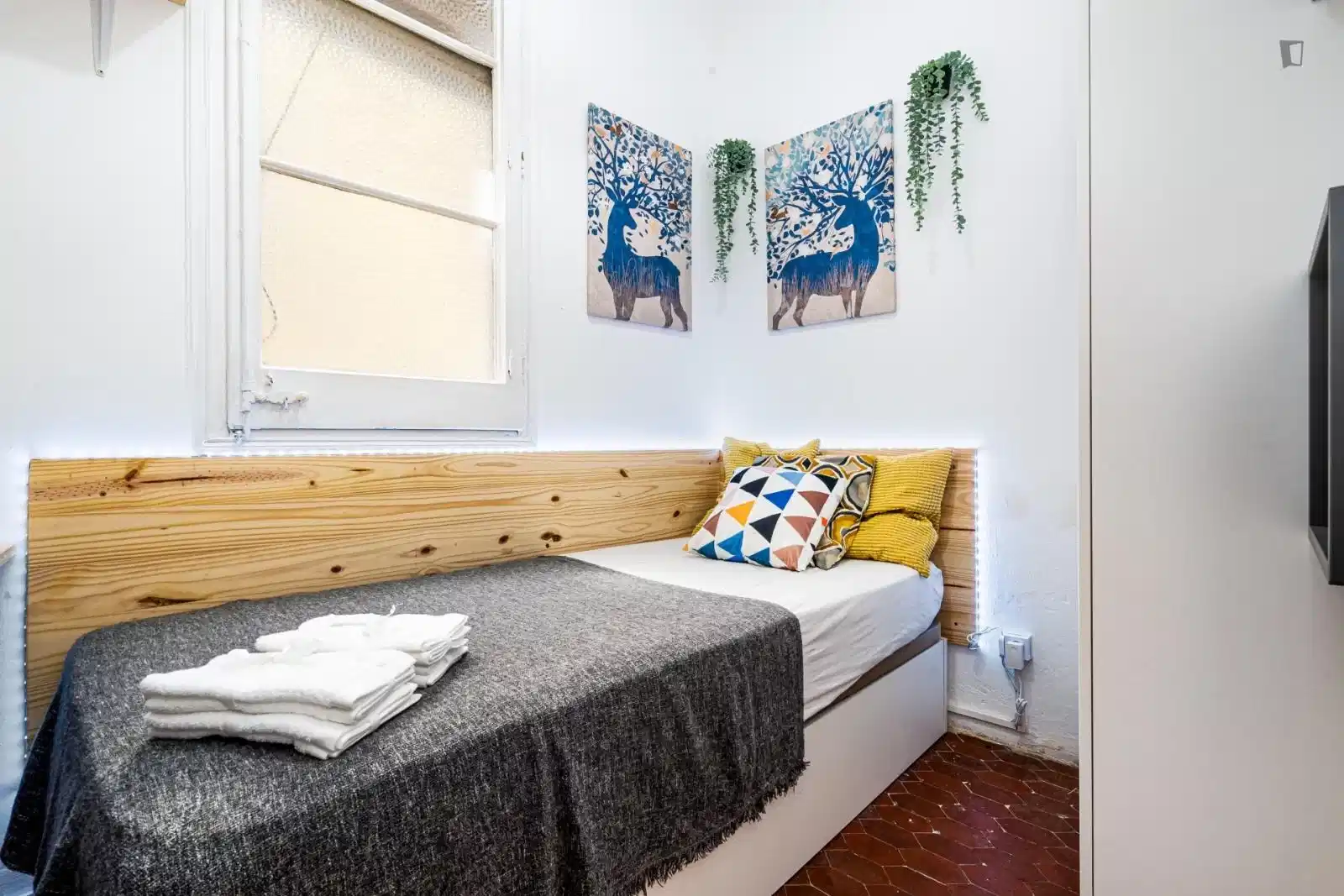 UNP 08003, Barcelona - Barcelona, Spain - Room in a 9 Bed 3 Bath - Bedroom