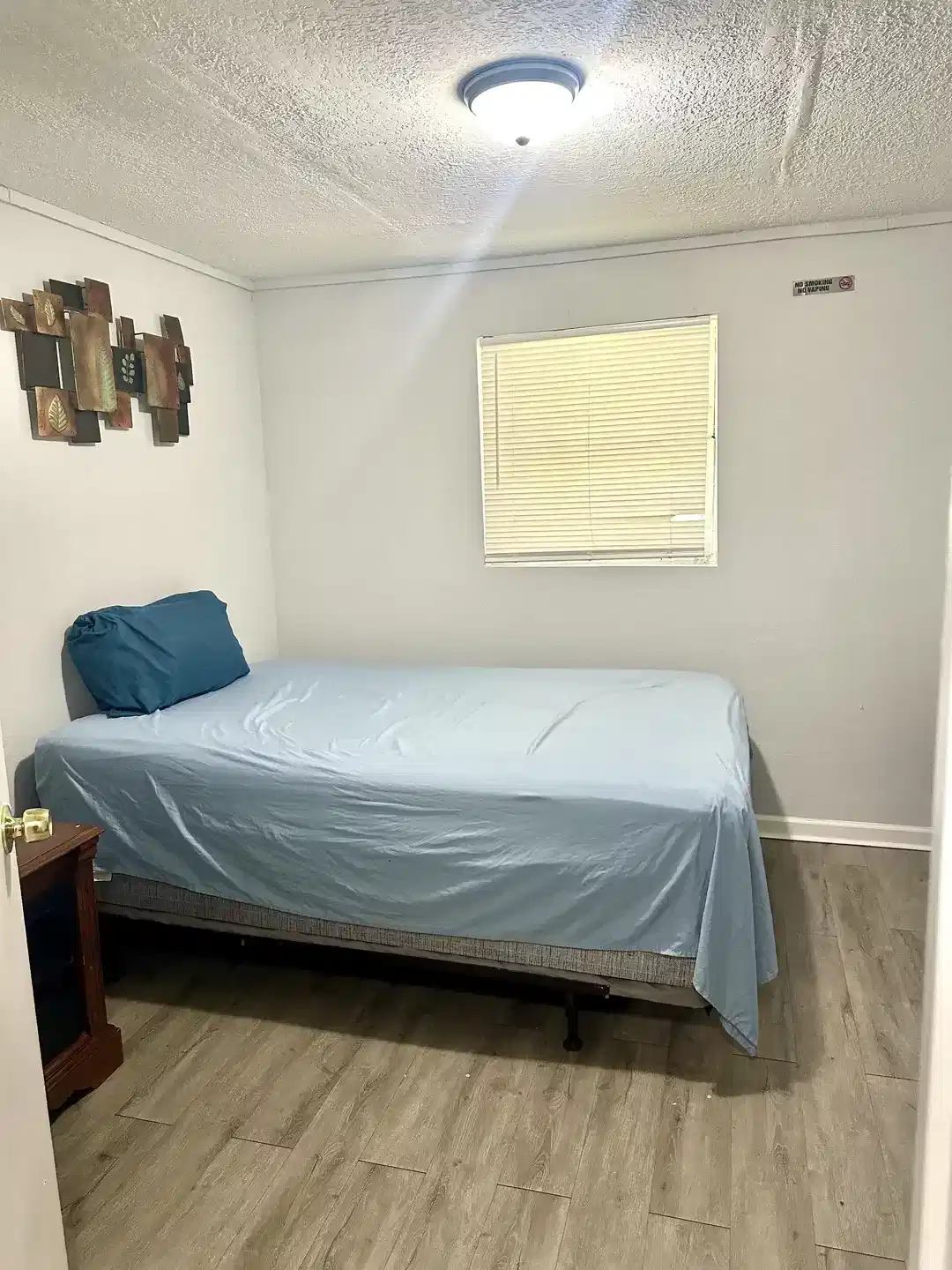 #42653: Room in 2 Bed 2 Bath - Bedroom?w=400&h=260&fit=crop&q=40&auto=format&trim=auto