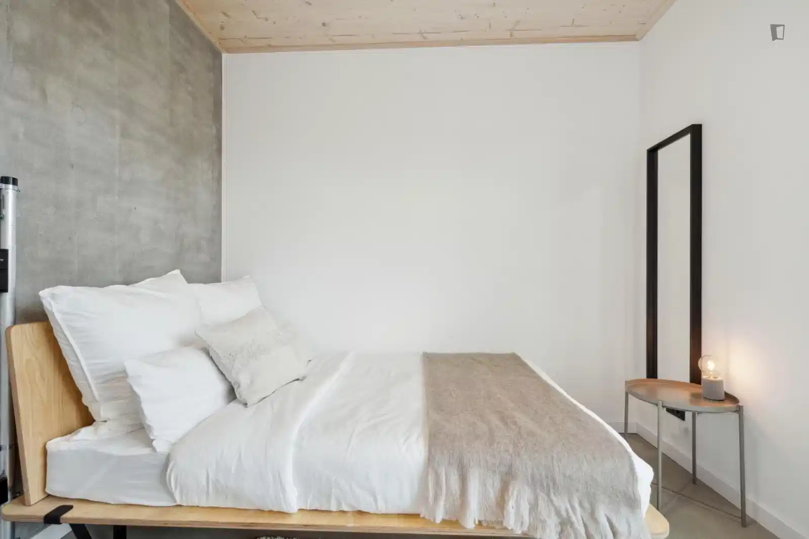 UNP 10553, Berlin - Berlin, Germany - Room in  3 Bed 1 Bath - Bedroom