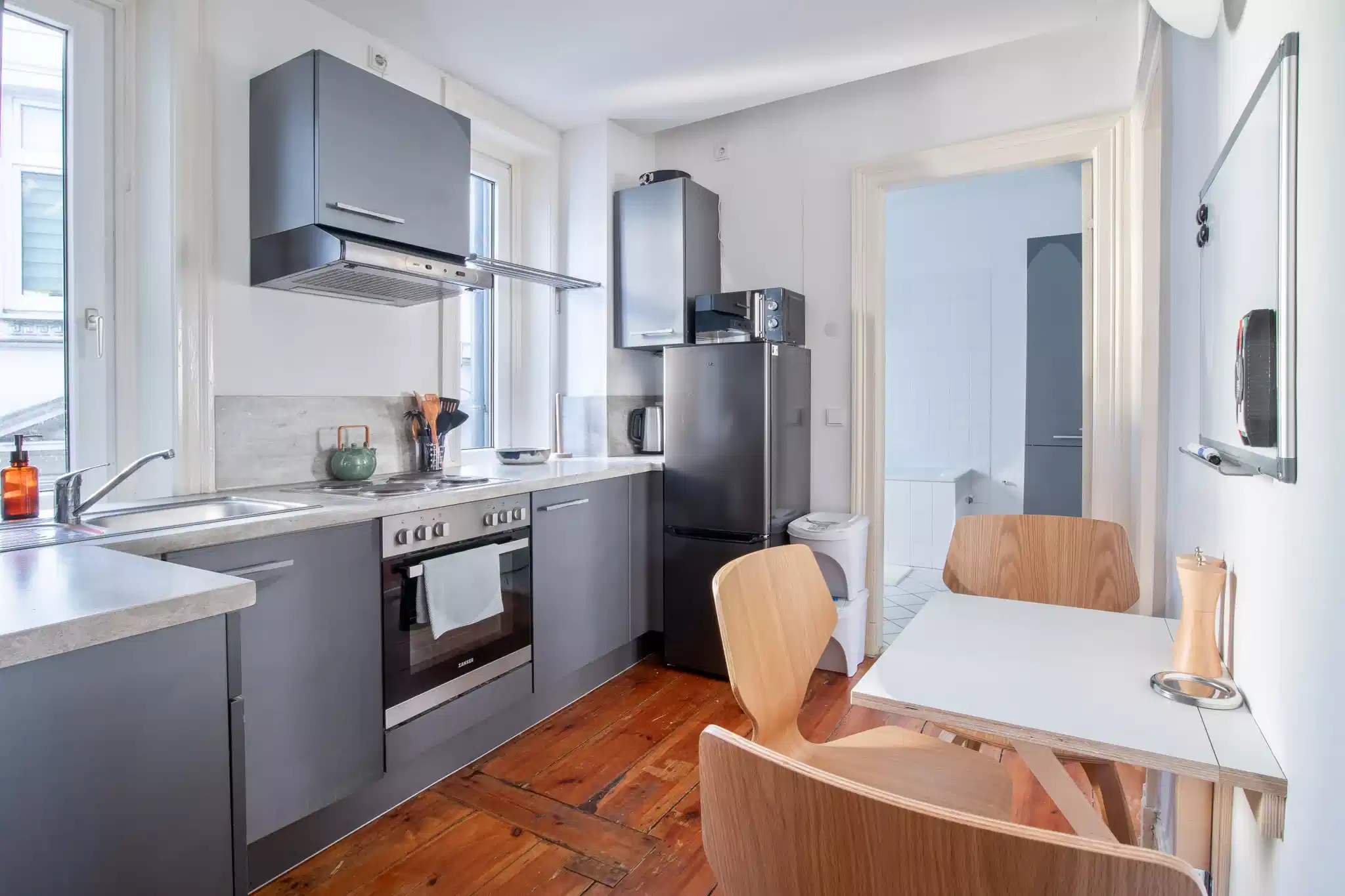 Room in 5 Bedroom 1 Bathroom | Alfons 5 Mighty