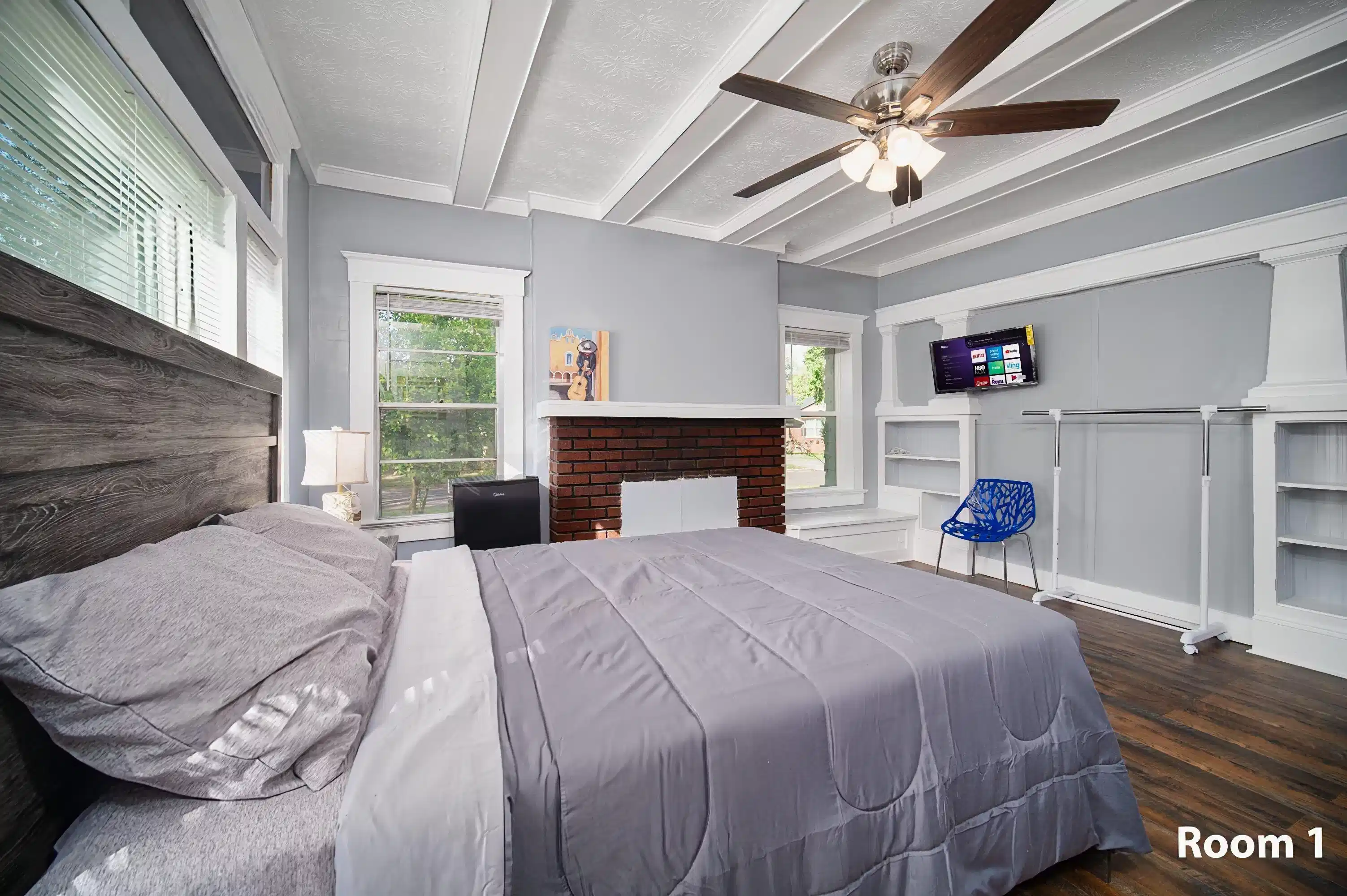 PDP 32208, Jacksonville - Jacksonville, Florida, United States - #14730: Room in 6 Bed 2 Bath - Bedroom