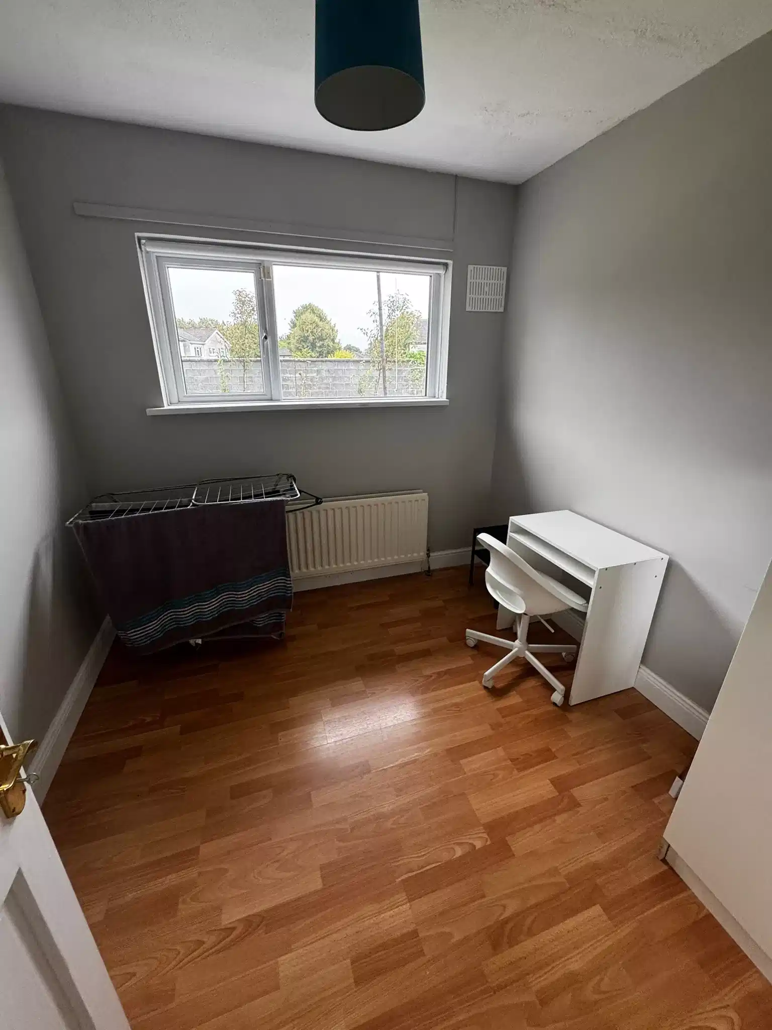 Room in a 4 Bedroom Apartment, Saint John's Avenue, Clondalkin, Dublin D22 RY66 - Dublin, Ireland - Room
