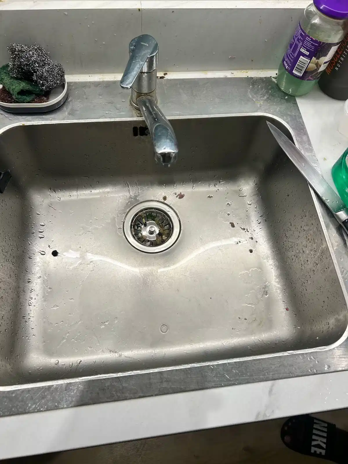 Common Area?w=400&h=260&fit=crop&q=40&auto=format&trim=auto