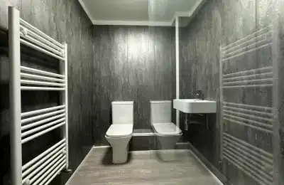 Kitchen?w=400&h=260&fit=crop&q=40&auto=format&trim=auto