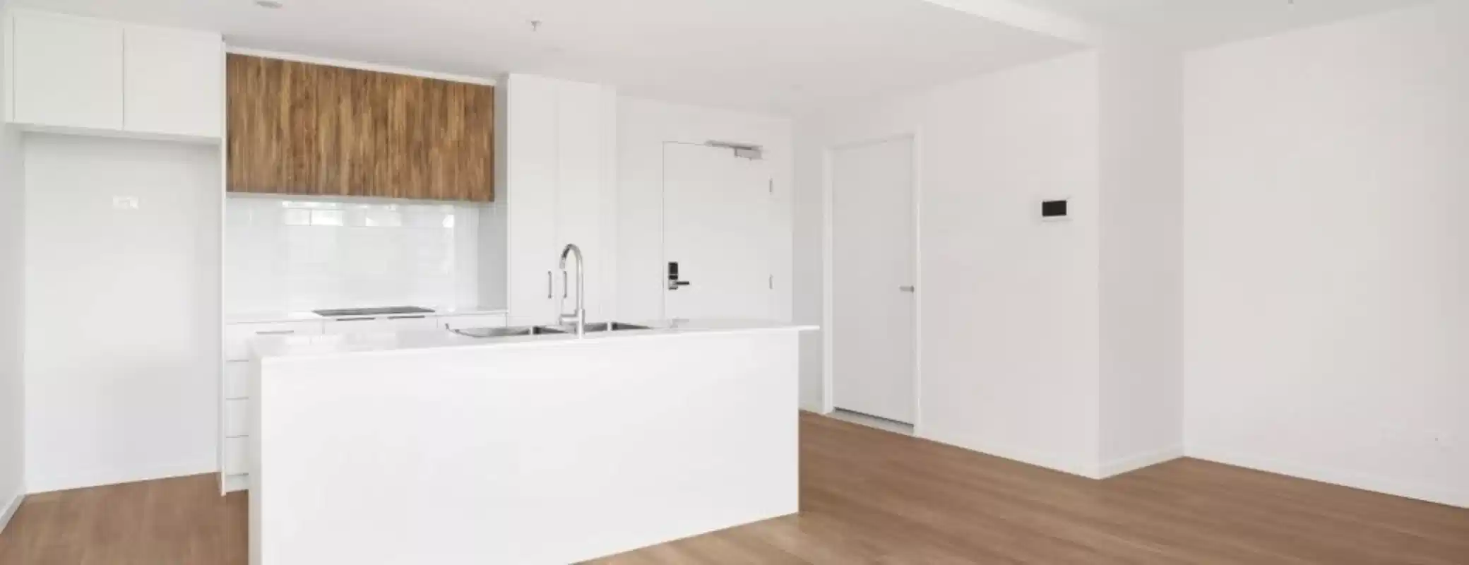 Amenities?w=400&h=260&fit=crop&q=40&auto=format&trim=auto