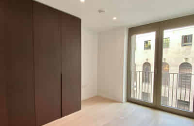 2 Bedroom 1 Bathroom - Bathroom?w=400&h=260&fit=crop&q=40&auto=format&trim=auto