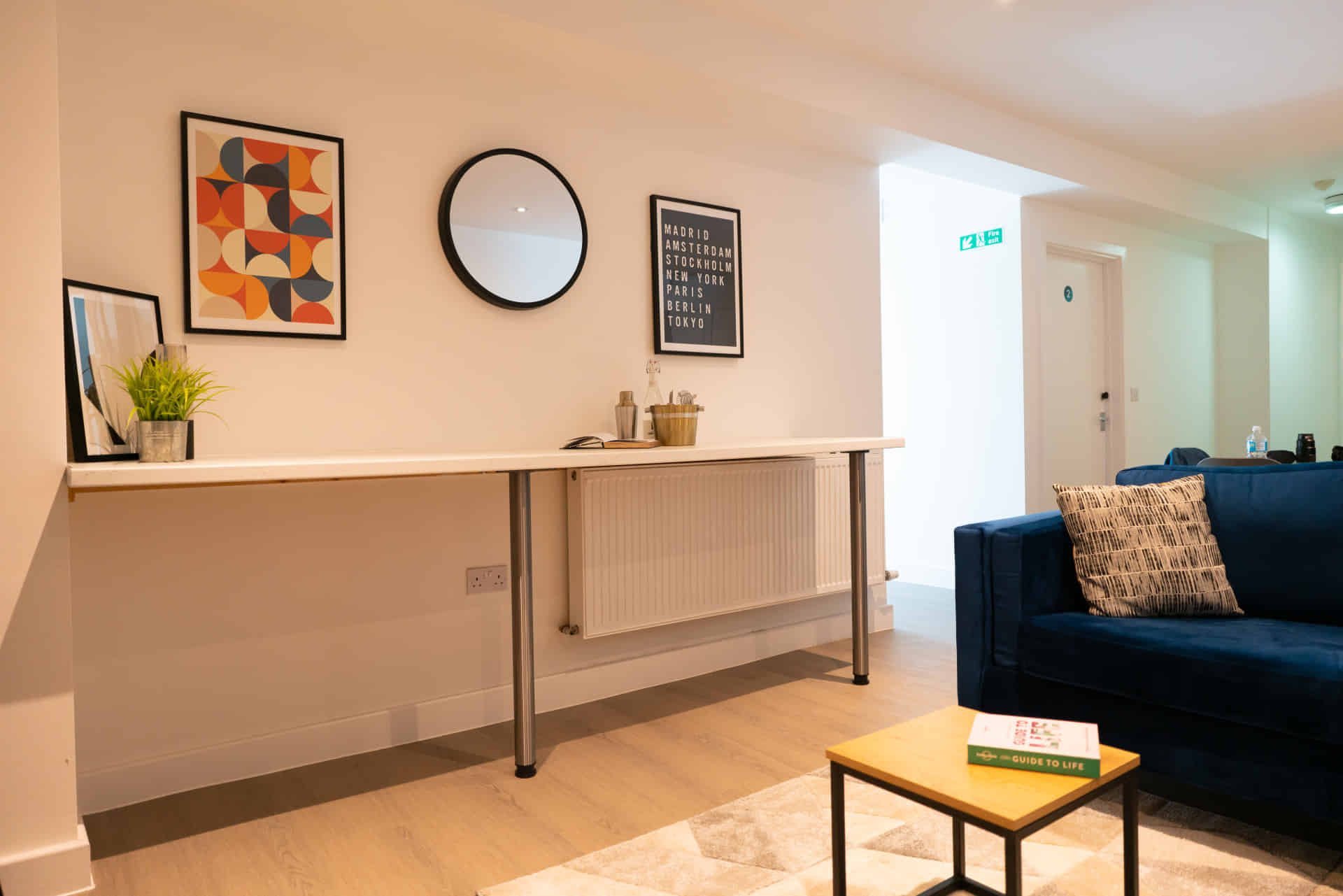 5 Bedroom 2 Bathroom Apartment - Kitchen?w=400&h=260&fit=crop&q=40&auto=format&trim=auto