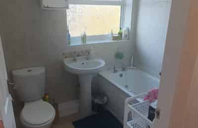 1 Parkfield Drive, Lancaster - Lancaster, England, United Kingdom - Bathroom