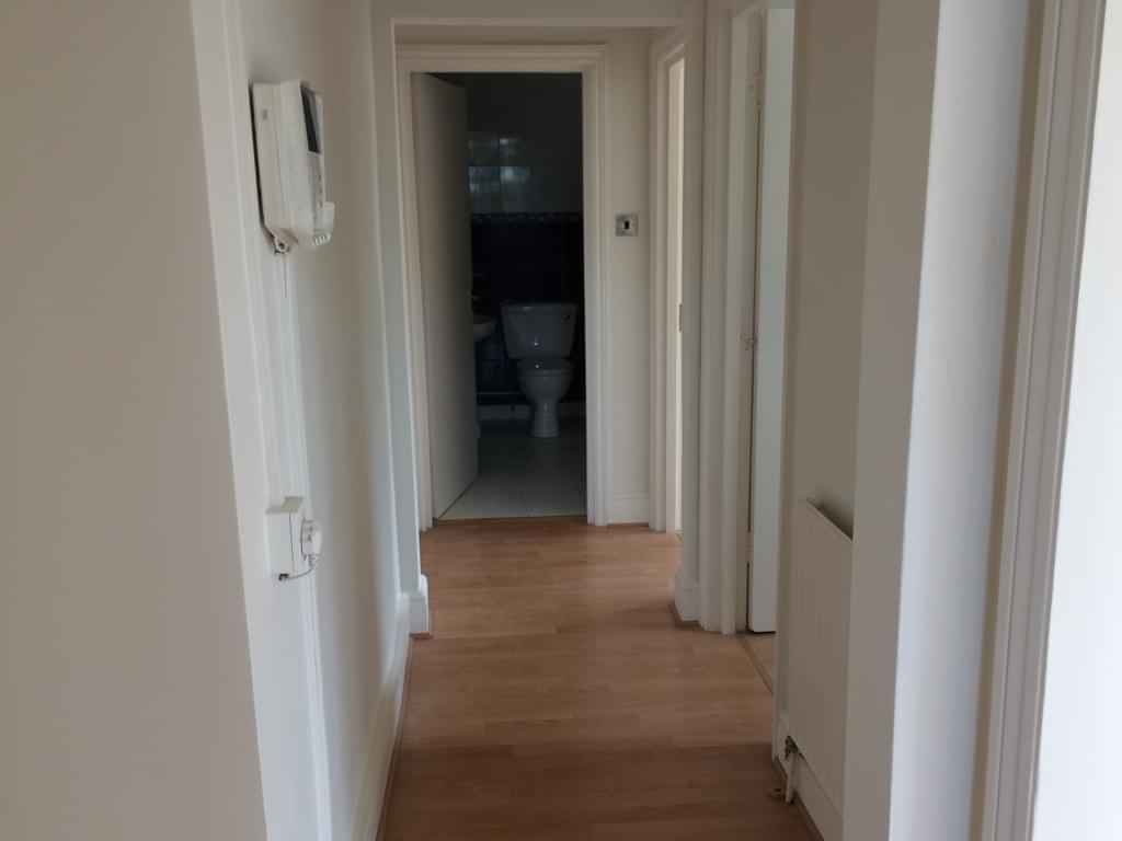 73 Melrose Avenue Flat 3, London - London, England, United Kingdom - Common Area