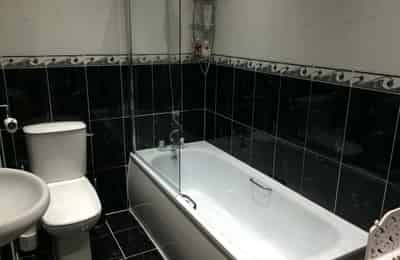 73 Melrose Avenue Flat 3, London - London, England, United Kingdom - Bathroom