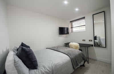 40 Baggholme Road, Lincoln - Lincoln, England, United Kingdom - Bedroom