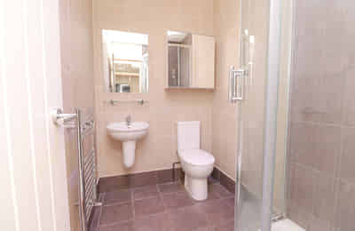 19 Studios at Saint Catherines, Lincoln - Lincoln, England, United Kingdom - Bathroom