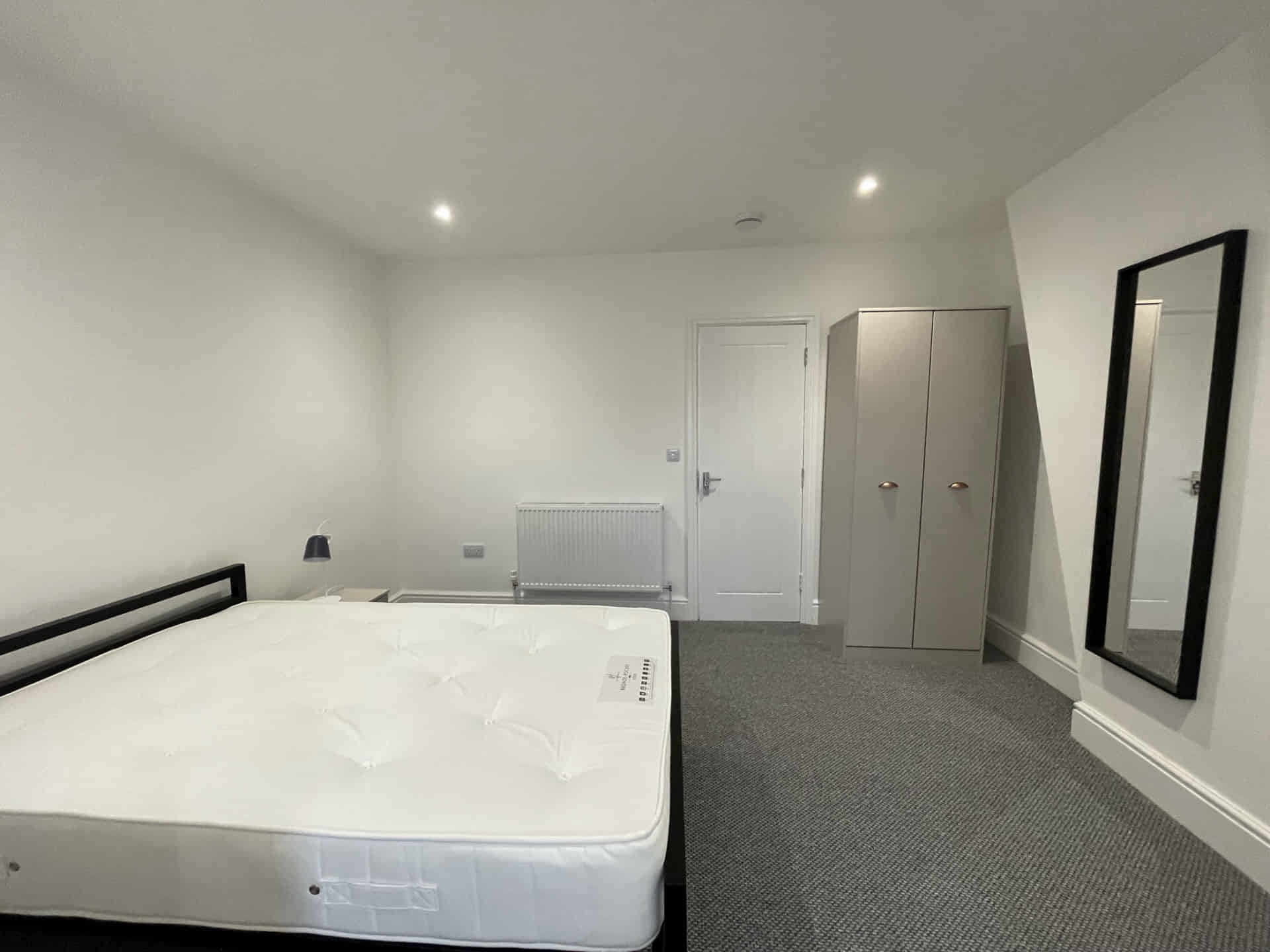 20 A Portland Street, Lincoln - Lincoln, England, United Kingdom - 2 Bedroom 1 Bathroom Apartment - Bedroom