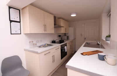 43 Thesiger Street, Lincoln - Lincoln, England, United Kingdom - Kitchen