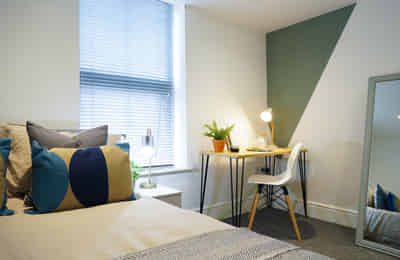 24 Studios at West Parade, Lincoln - Lincoln, England, United Kingdom - Bedroom