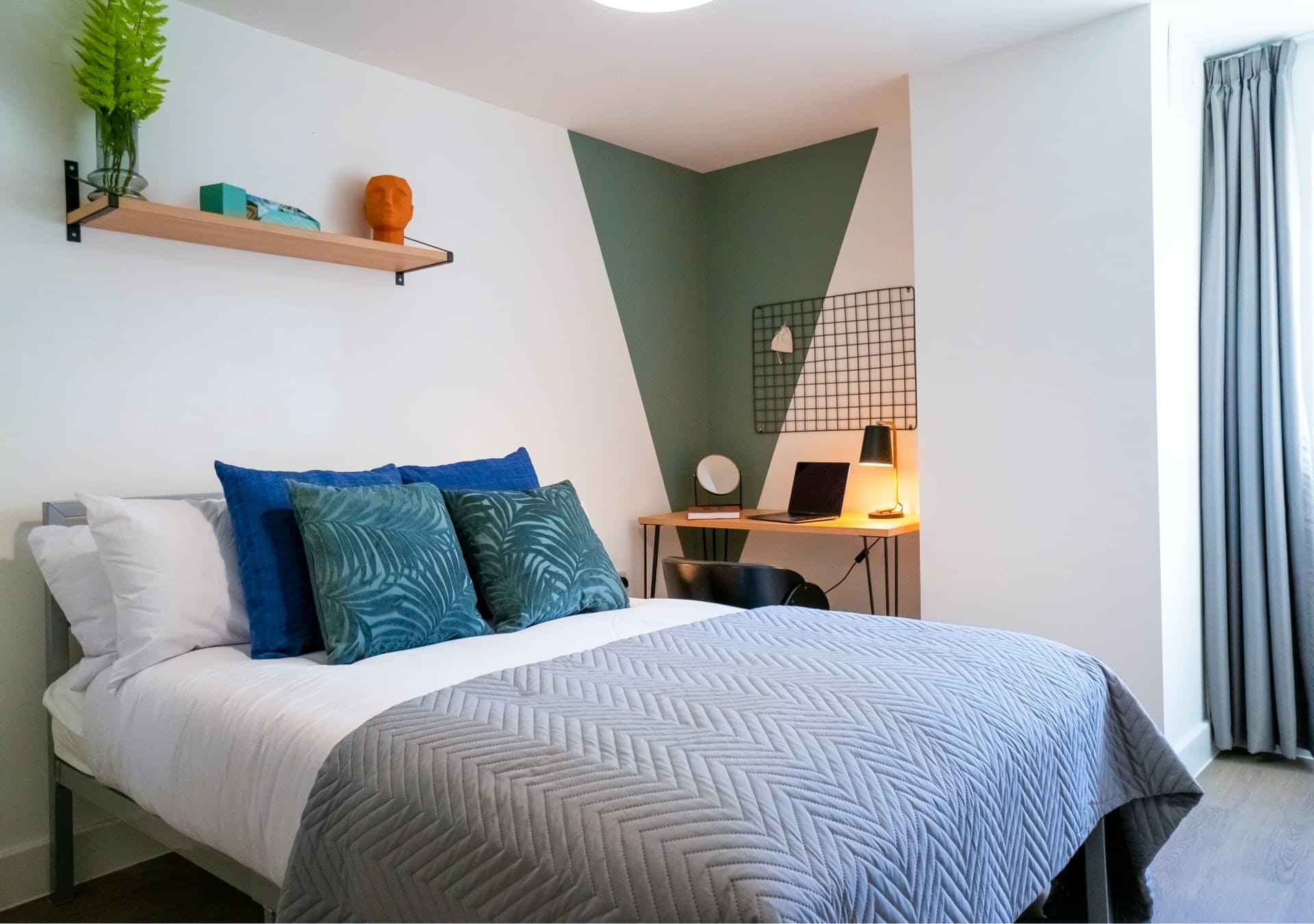 Kitchen?w=400&h=260&fit=crop&q=40&auto=format&trim=auto