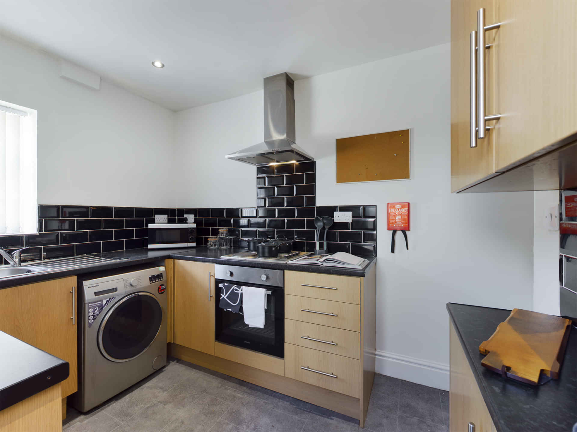 131 Edinburgh, Liverpool - Liverpool, England, United Kingdom - Kitchen