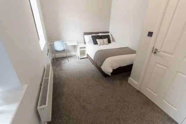 18 Halsbury Road, Liverpool - Liverpool, England, United Kingdom - Bedroom