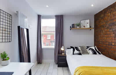 Lawrence Road L15, Liverpool - Liverpool, England, United Kingdom - 6 Bedroom Apartment - Bedroom