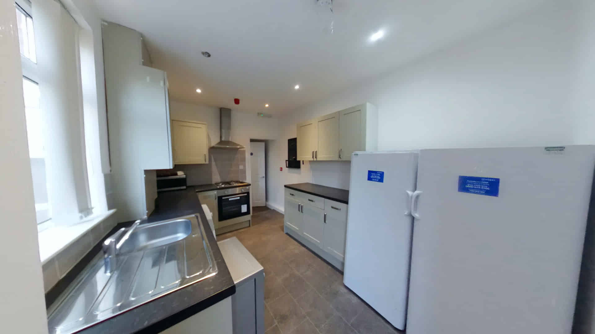 67 Hall Lane, Liverpool - Liverpool, England, United Kingdom - Kitchen