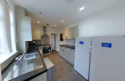 67 Hall Lane, Liverpool - Liverpool, England, United Kingdom - Kitchen